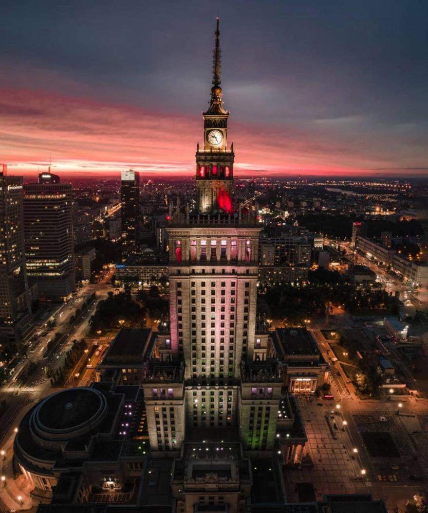 Palace 2 Wifi 600 Mbs 55'Tv Netflix Hbo 2Xmetro Appletv Warsawa Bagian luar foto