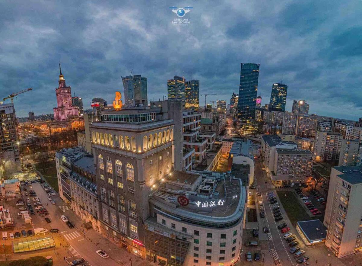 Palace 2 Wifi 600 Mbs 55'Tv Netflix Hbo 2Xmetro Appletv Warsawa Bagian luar foto