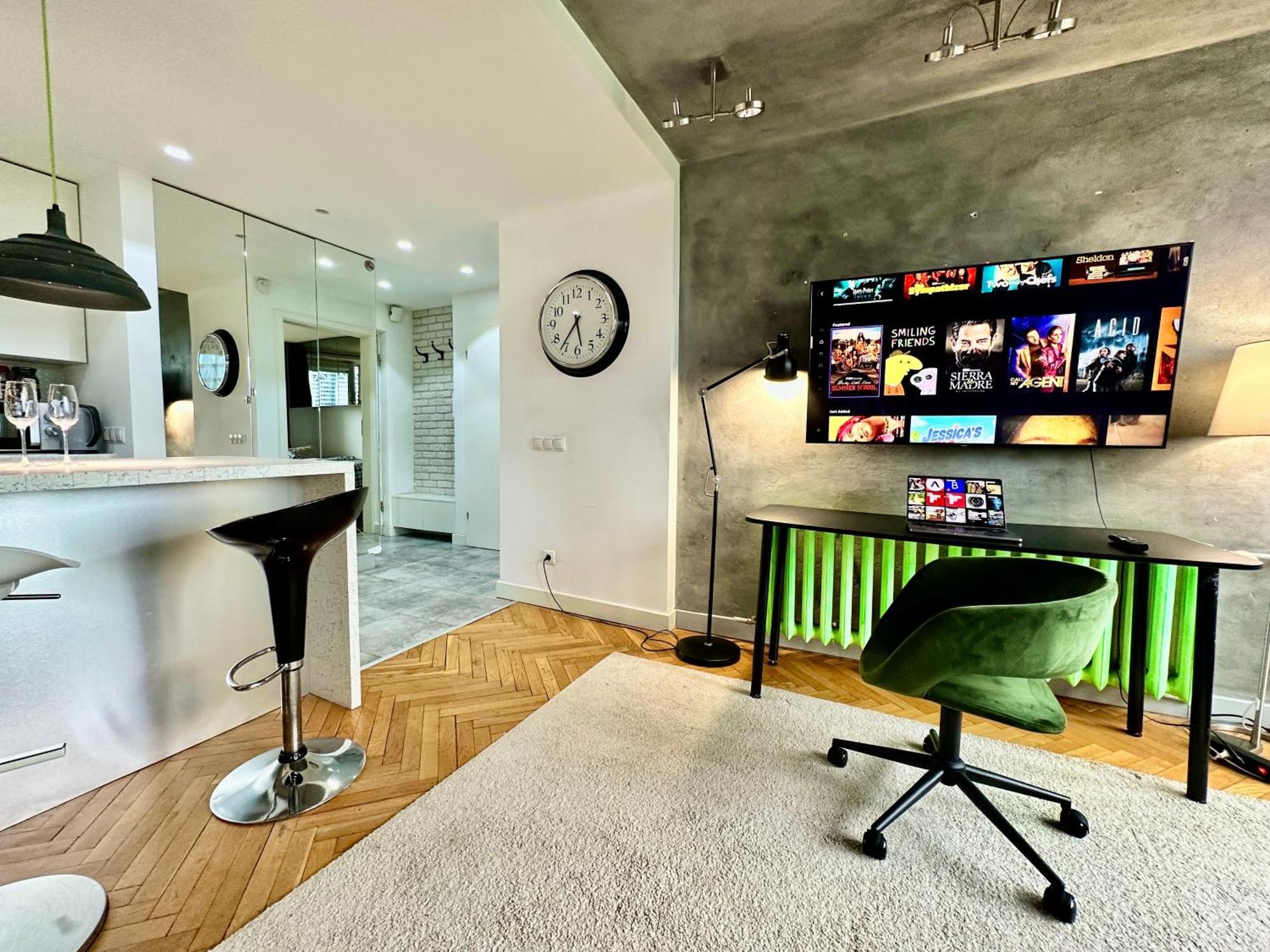 Palace 2 Wifi 600 Mbs 55'Tv Netflix Hbo 2Xmetro Appletv Warsawa Bagian luar foto