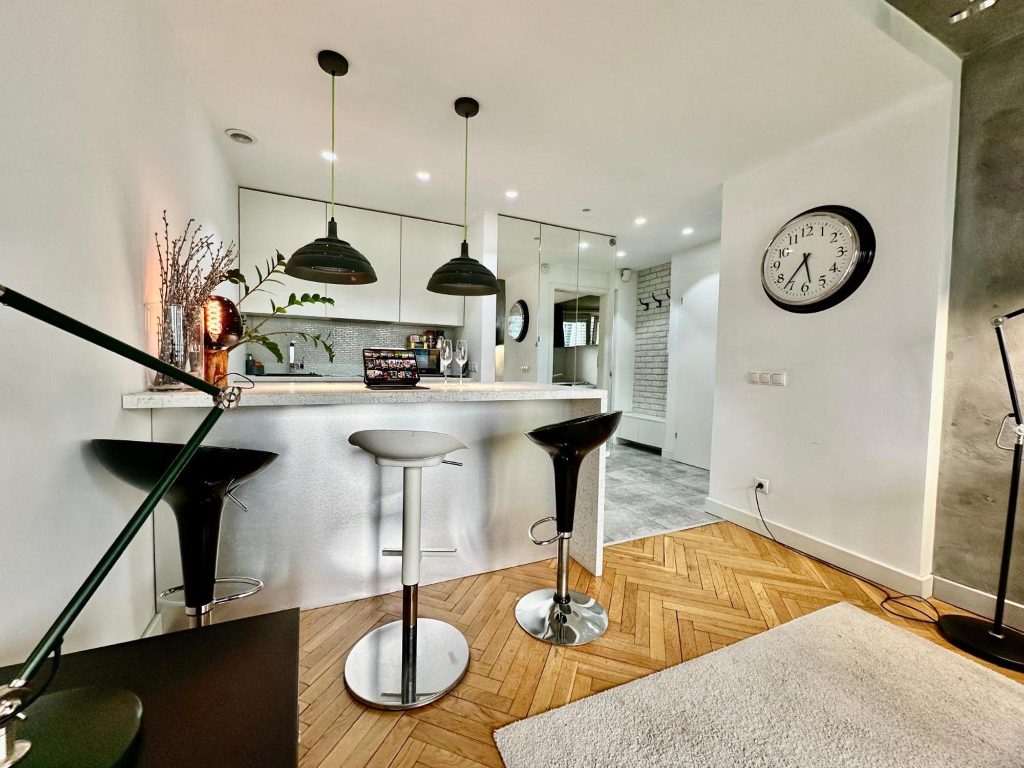 Palace 2 Wifi 600 Mbs 55'Tv Netflix Hbo 2Xmetro Appletv Warsawa Bagian luar foto